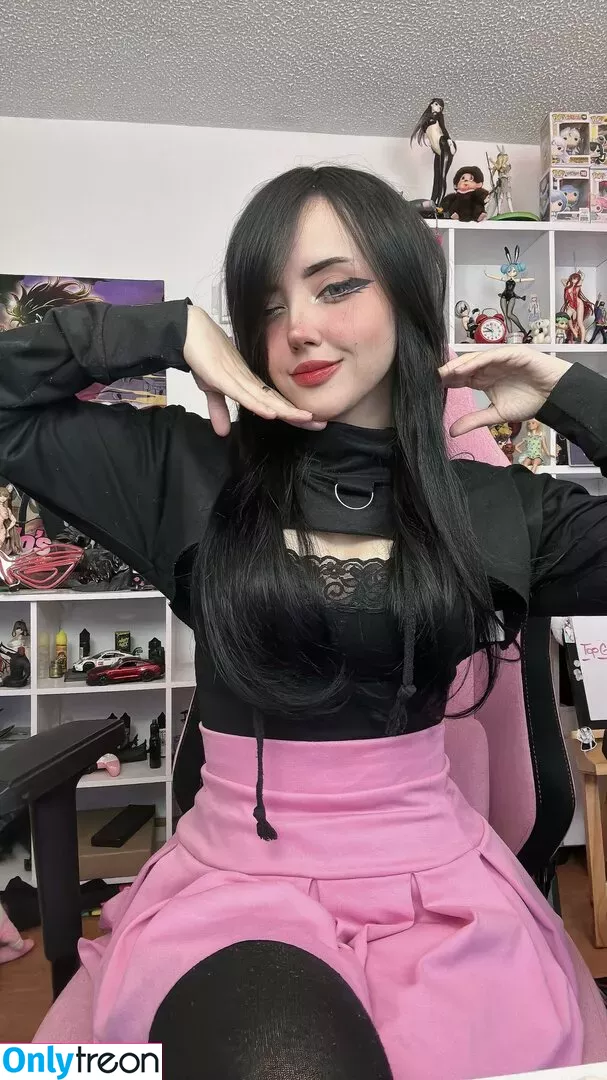 Itsmidna голая photo #0131 (Mirna Vegas / ashprincessmidna / itsmidnaa)
