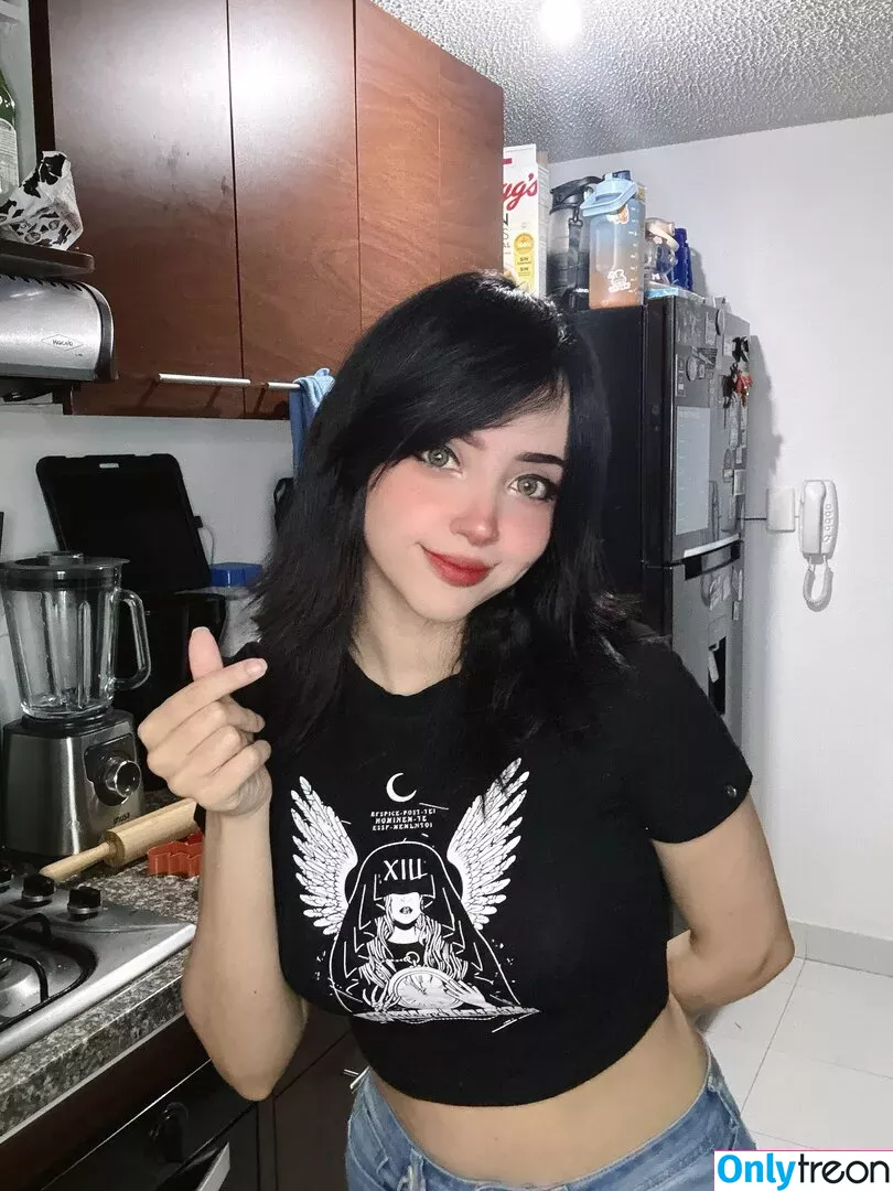 Itsmidna голая photo #0155 (Mirna Vegas / ashprincessmidna / itsmidnaa)