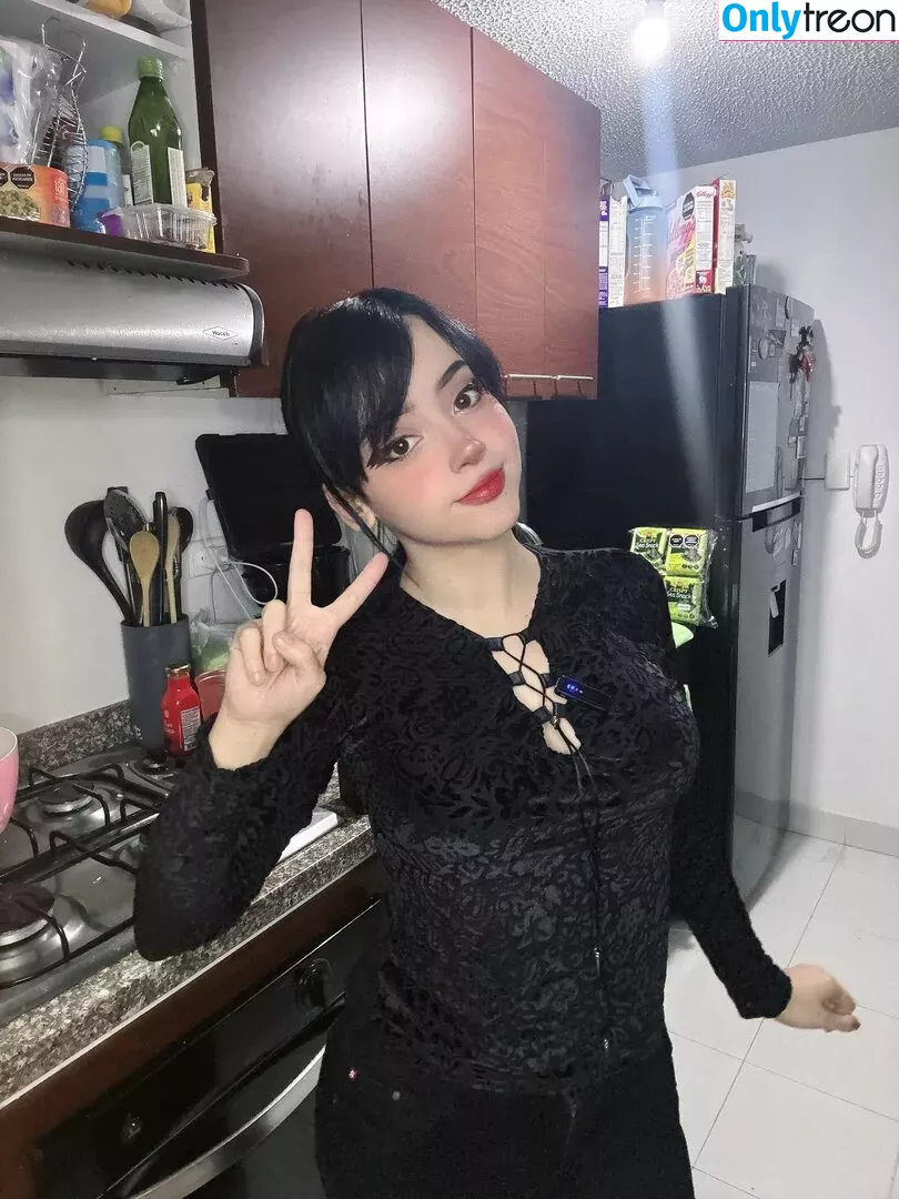 Itsmidna голая photo #0159 (Mirna Vegas / ashprincessmidna / itsmidnaa)