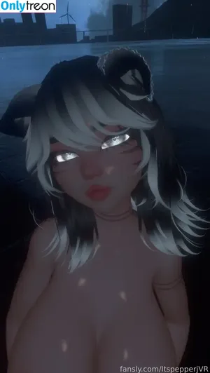 ItspepperjVR / itstortievr nude photo #0001