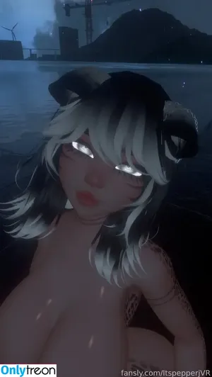 ItspepperjVR / itstortievr nude photo #0002