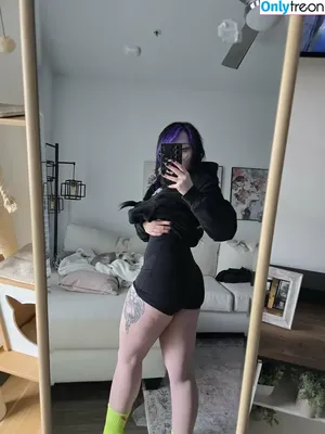 Itsqueenmanda nude photo #0212