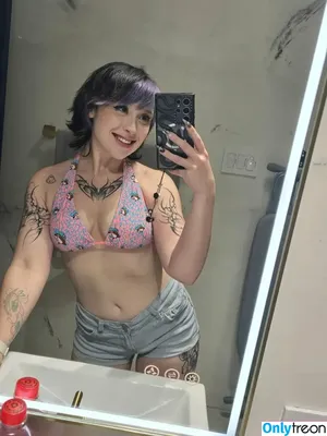 Itsqueenmanda nude photo #0304