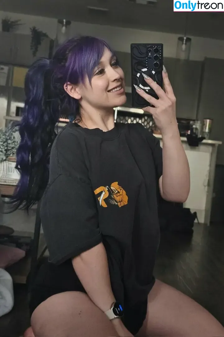 Itsqueenmanda nude photo #0216 (Itsqueenmanda)