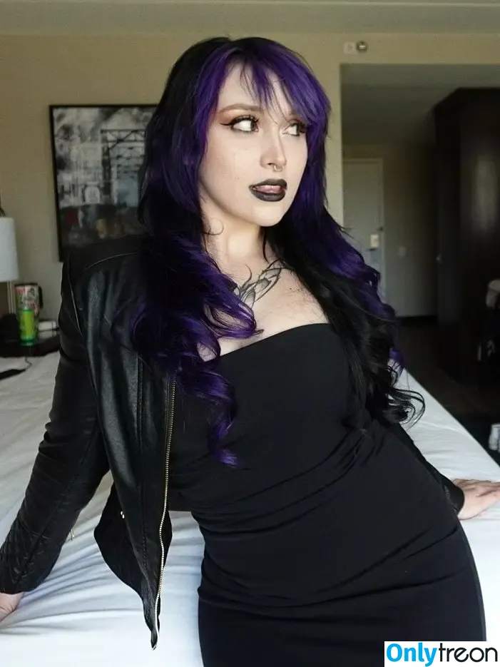 Itsqueenmanda голая photo #0265 (Itsqueenmanda)