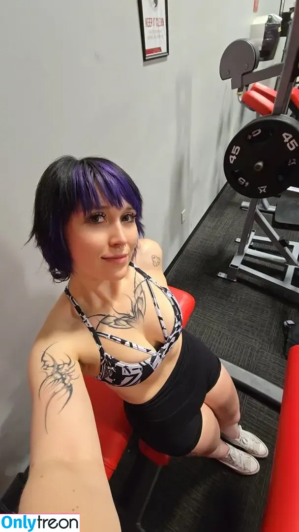 Itsqueenmanda nude photo #0291 (Itsqueenmanda)