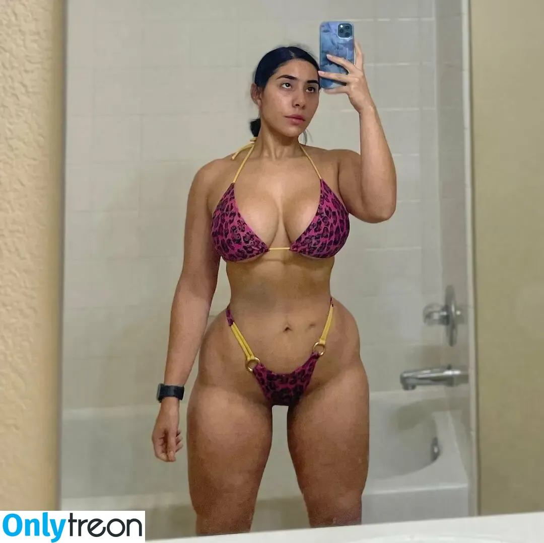 itssarapr nude photo #0115 (itssarapr)