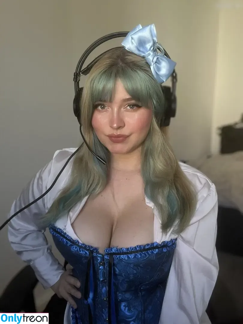 Itsschmolli голая photo #0075 (Itsschmolli)