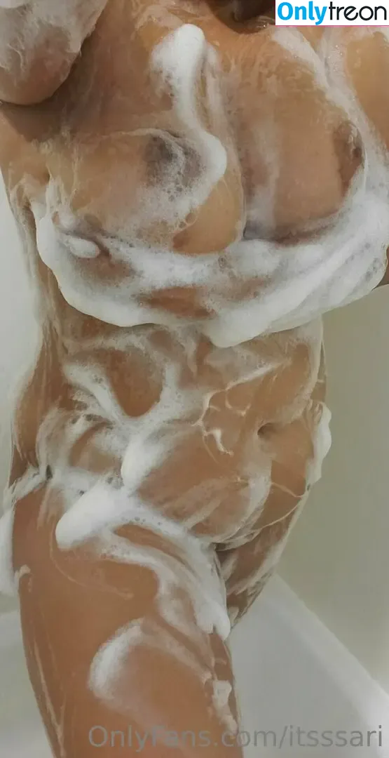 itsssari nude photo #0033 (itsss.ari__)