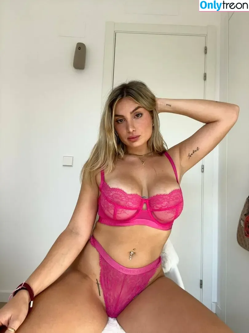 itssschloeee голая photo #0034 (itssschloeee)