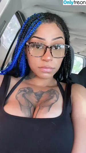  nude photo #0002