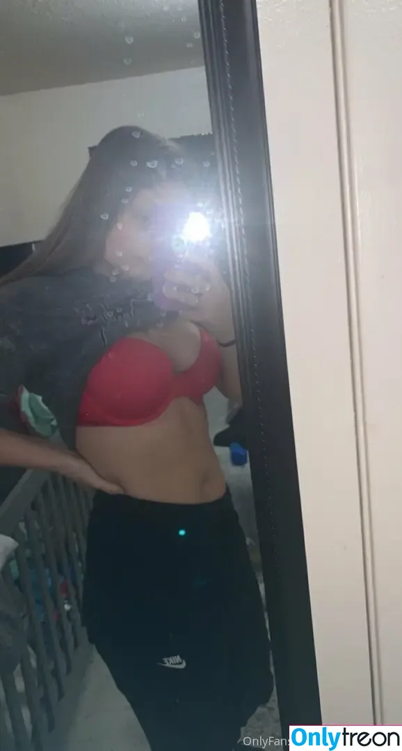itz_kk22 nude photo #0001 (itz_kk22)