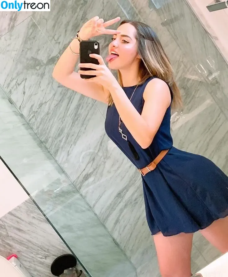 Itza Reyna голая photo #0034 (itzareyna_ / princesstoes38)