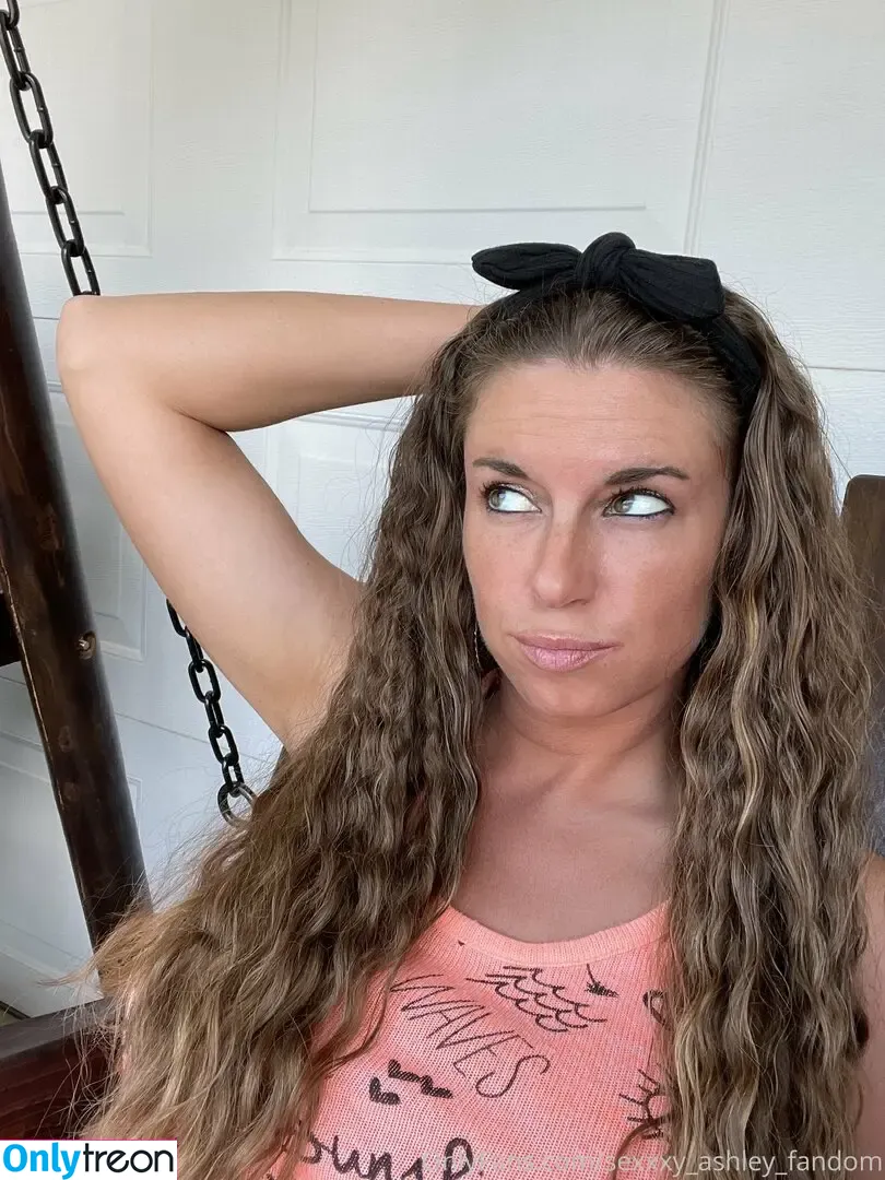 itzmissashfree nude photo #0007 (freerangefemale)