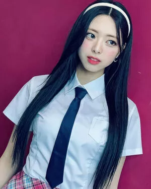 itzy.all.in.us / Shin Yu Na / Yuna ITZY / 유나 nude photo #0068