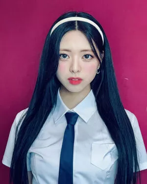 itzy.all.in.us / Shin Yu Na / Yuna ITZY / 유나 nude photo #0070