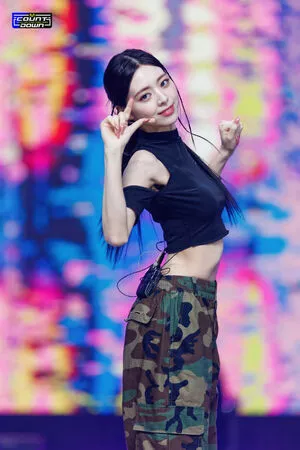itzy.all.in.us / Shin Yu Na / Yuna ITZY / 유나 nude photo #0098