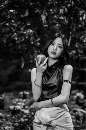 itzy.all.in.us / Shin Yu Na / Yuna ITZY / 유나 nude photo #0116