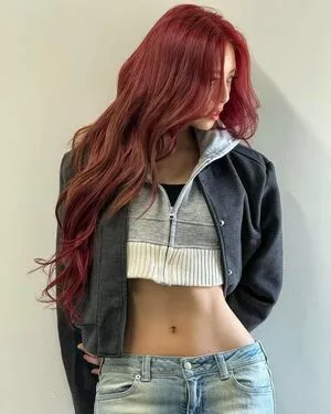 itzy.all.in.us / Shin Yu Na / Yuna ITZY / 유나 nude photo #0131