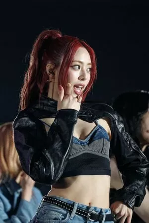 itzy.all.in.us / Shin Yu Na / Yuna ITZY / 유나 nude photo #0137