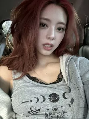 itzy.all.in.us / Shin Yu Na / Yuna ITZY / 유나 nude photo #0161