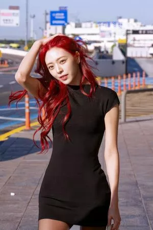 itzy.all.in.us / Shin Yu Na / Yuna ITZY / 유나 nude photo #0171