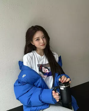 itzy.all.in.us / Shin Yu Na / Yuna ITZY / 유나 nude photo #0280