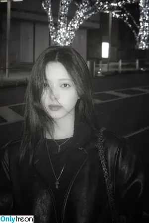 itzy.all.in.us / Shin Yu Na / Yuna ITZY / 유나 nude photo #0310