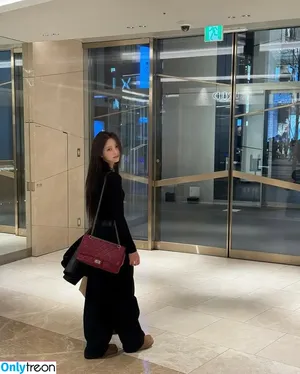 itzy.all.in.us / Shin Yu Na / Yuna ITZY / 유나 nude photo #0319