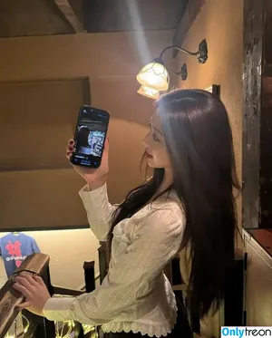 itzy.all.in.us / Shin Yu Na / Yuna ITZY / 유나 nude photo #0325