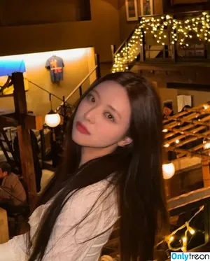 itzy.all.in.us / Shin Yu Na / Yuna ITZY / 유나 nude photo #0328