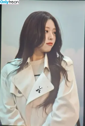 itzy.all.in.us / Shin Yu Na / Yuna ITZY / 유나 nude photo #0345