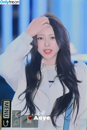 itzy.all.in.us / Shin Yu Na / Yuna ITZY / 유나 nude photo #0363