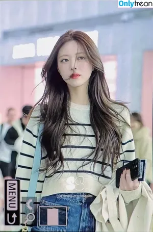 itzy.all.in.us / Shin Yu Na / Yuna ITZY / 유나 nude photo #0369