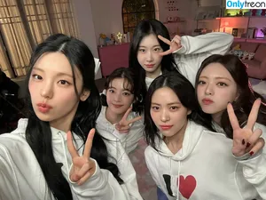 itzy.all.in.us / Shin Yu Na / Yuna ITZY / 유나 nude photo #0394