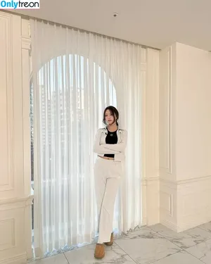 itzy.all.in.us / Shin Yu Na / Yuna ITZY / 유나 nude photo #0402