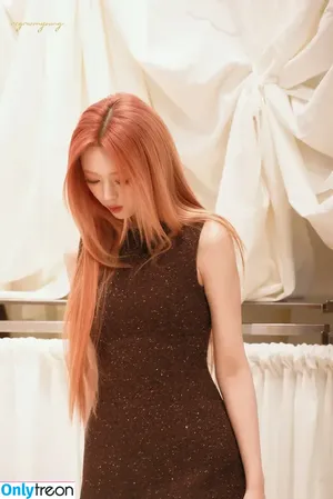 itzy.all.in.us / Shin Yu Na / Yuna ITZY / 유나 nude photo #0436