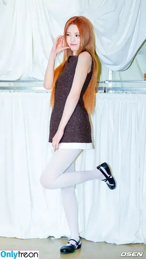 itzy.all.in.us / Shin Yu Na / Yuna ITZY / 유나 фото голая #0459