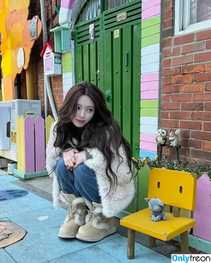 itzy.all.in.us / Shin Yu Na / Yuna ITZY / 유나 фото голая #0483