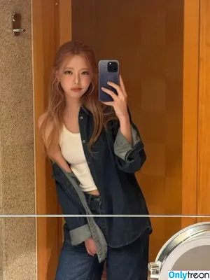 itzy.all.in.us / Shin Yu Na / Yuna ITZY / 유나 фото голая #0517