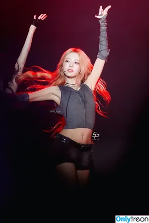 itzy.all.in.us / Shin Yu Na / Yuna ITZY / 유나 фото голая #0533