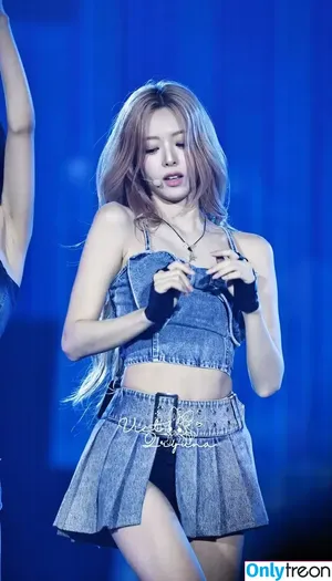 itzy.all.in.us / Shin Yu Na / Yuna ITZY / 유나 фото голая #0536