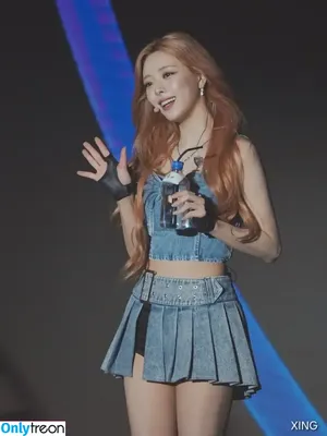 itzy.all.in.us / Shin Yu Na / Yuna ITZY / 유나 фото голая #0537