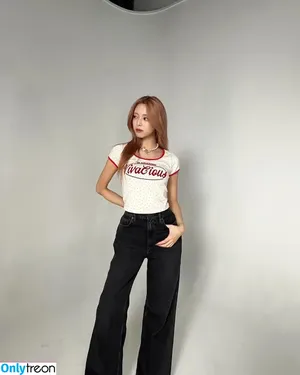 itzy.all.in.us / Shin Yu Na / Yuna ITZY / 유나 nude photo #0560