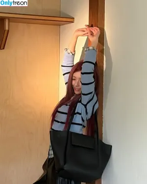 itzy.all.in.us / Shin Yu Na / Yuna ITZY / 유나 фото голая #0807