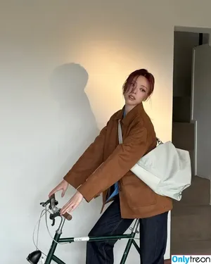 itzy.all.in.us / Shin Yu Na / Yuna ITZY / 유나 фото голая #0812