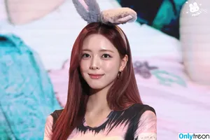 itzy.all.in.us / Shin Yu Na / Yuna ITZY / 유나 фото голая #0862