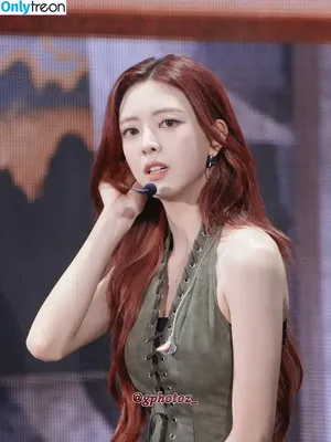 itzy.all.in.us / Shin Yu Na / Yuna ITZY / 유나 фото голая #0881