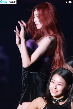 itzy.all.in.us / Shin Yu Na / Yuna ITZY / 유나 фото голая #0886