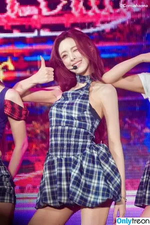 itzy.all.in.us / Shin Yu Na / Yuna ITZY / 유나 фото голая #0900